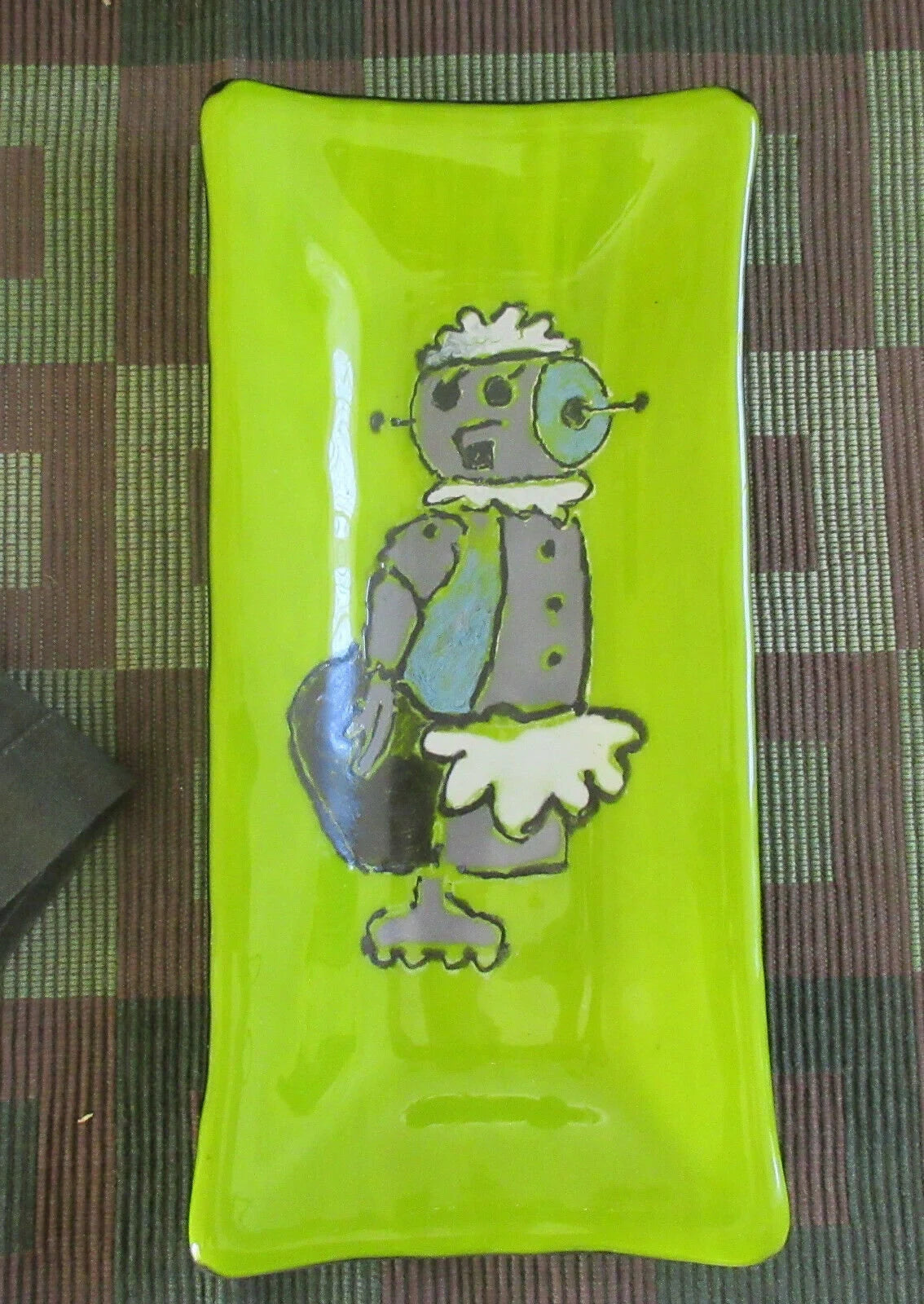 Fused Art Glass Plate – Handmade Robot Dish for Brunch, Decor & Gifting - Handcrafted Pop Art Decor - Unique Cartoon Collectible